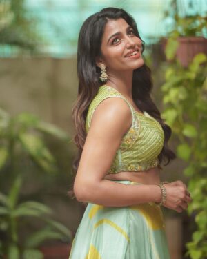 Sai Dhanshika Instagram - I am simply going about my business!! ♥️✨ 
A heartfelt thank you to @camerasenthil ji for capturing beautiful images 🙏🏼

Being a secret admirer of her work @kalwon_beauty now her makeup on me feels ethereal 😘

I felt beautiful donning this fabulous @nirali_design_house lehenga ♥️

A person whom I can always rely on @venki_hairstylist 💇‍♀️ 
Beautiful jewellery @bronzerbridaljewellery 💎
Pro @riazkahmed.pro ✨✨