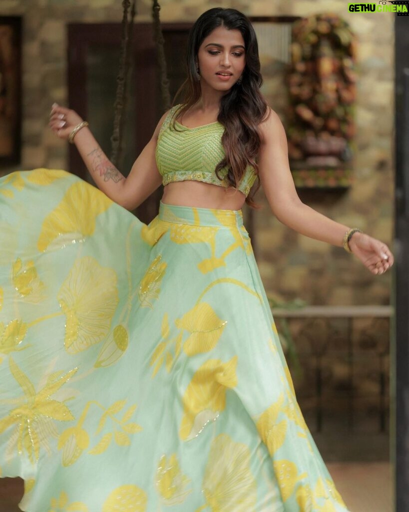 Sai Dhanshika Instagram - I am simply going about my business!! ♥✨ A heartfelt thank you to @camerasenthil ji for capturing beautiful images 🙏🏼 Being a secret admirer of her work @kalwon_beauty now her makeup on me feels ethereal 😘 I felt beautiful donning this fabulous @nirali_design_house lehenga ♥ A person whom I can always rely on @venki_hairstylist 💇‍♀ Beautiful jewellery @bronzerbridaljewellery 💎 Pro @riazkahmed.pro ✨✨ Chennai, India