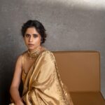 Sai Tamhankar Instagram – प्रीत ! 

#saitamhankar #gold #festivities #colouroffestival #diwali #mostfav #diwali2023