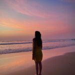 Sai Tamhankar Instagram - Sky Lover ! #saitamhankar #pinksky #magical #nofilter #home #mh #konkan #thebest #mesmerizing #unreal
