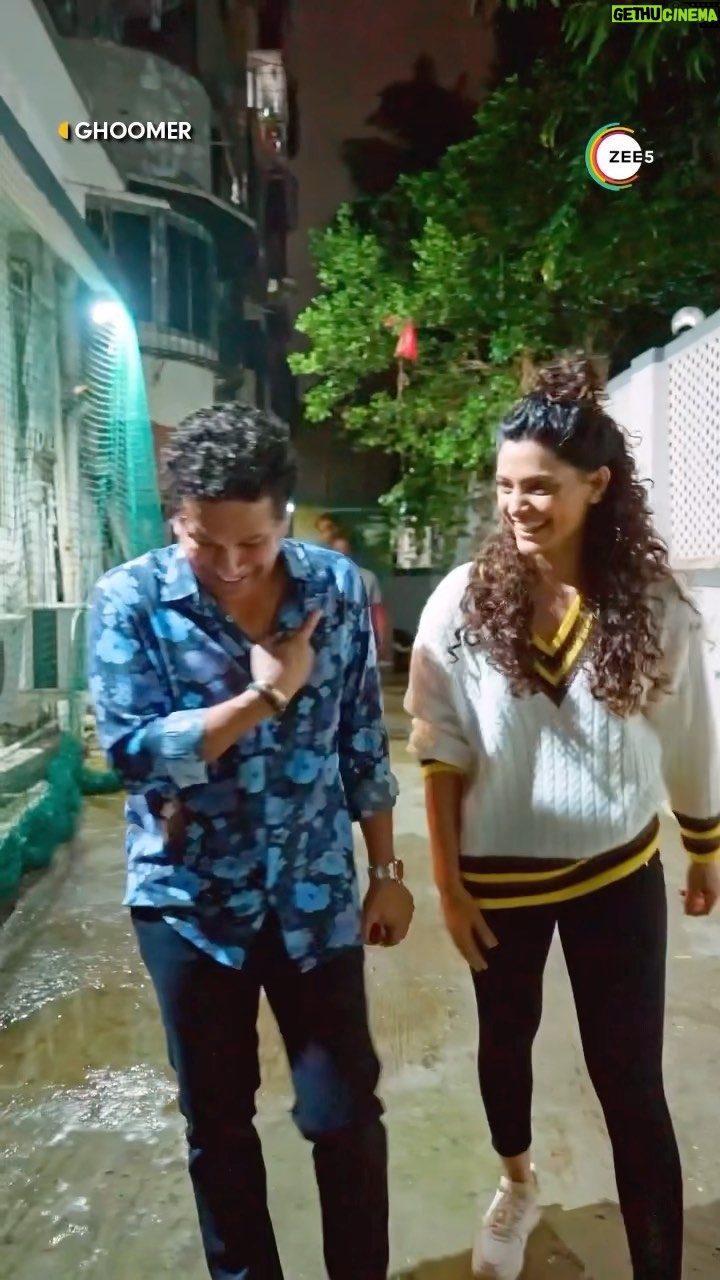 Saiyami Kher Instagram - I want to thank all my hero’s for watching Ghoomer and giving it so much love ❤️ Hear it straight from the Legends themselves! #GhoomerOnZEE5, watch now #Ghoomer #ZEE5 #RBalki @bachchan @saiyami @azmishabana18 @angadbedi @vishalsinhadop @itsamittrivedi @amitabhbachchan @raahool19 @kausarmunir @swanandkirkire #RakeshJhunjhunwala #AnilNaidu #GauriShinde @hopeprodn #SaraswatiEntertainment @zee5 @zee5global @sachintendulkar @rashwin99 @bhogle_harsha @yuvisofficial @rashid.khan19 @muralikartik
