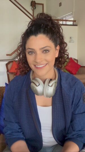 Saiyami Kher Instagram - #INDvPAK is here! Time for #TeamIndia to cancel the noise & bring their A game. 

Predict the player you think will become the JBL ‘Mute the World Performer’ & stand a chance to win JBL earbuds! 

#JBL #TourOneM2 #NoiseCancellation #Headphones #Earbuds #JBLTourSeries #Cricket