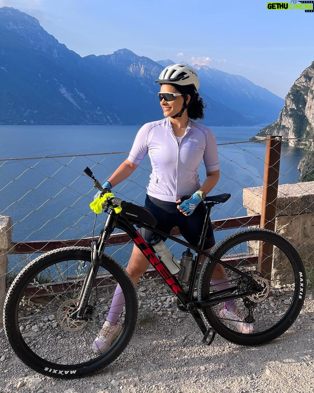 Saiyami Kher Instagram - Time to escape. Reset. Restart. Refocus. 🚲