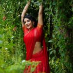 Sakshi Agarwal Instagram – “Turning moments into strokes of a painted masterpiece. Every photo tells a story on this canvas of life. 📸🎨 #PhotographyArt #PicturePerfect”
.

Photography : @en.nizharpadam 
Make up : @murugeshmakeup_hair 
Hair : @elegant_bridalstudio 
Outfit : @shri_she 
Jewellery : @chennai_jazz 
Location : @Praku1989 @ecrbeach