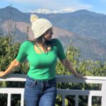 Sakshi Agarwal Instagram - Lost in the ethereal embrace of nature’s masterpiece, where reality and dreams intertwine. . #kanchenjunga #sikkim #kalimpong #travelawesome #instatravel #instalove #instadaily #instagood #sakshiagarwal #kollywood Gangtok, Sikkim