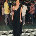 Samara Tijori Instagram - This night was just 🤍 Wearing @shivanitijori as always ✨