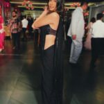 Samara Tijori Instagram - This night was just 🤍 Wearing @shivanitijori as always ✨