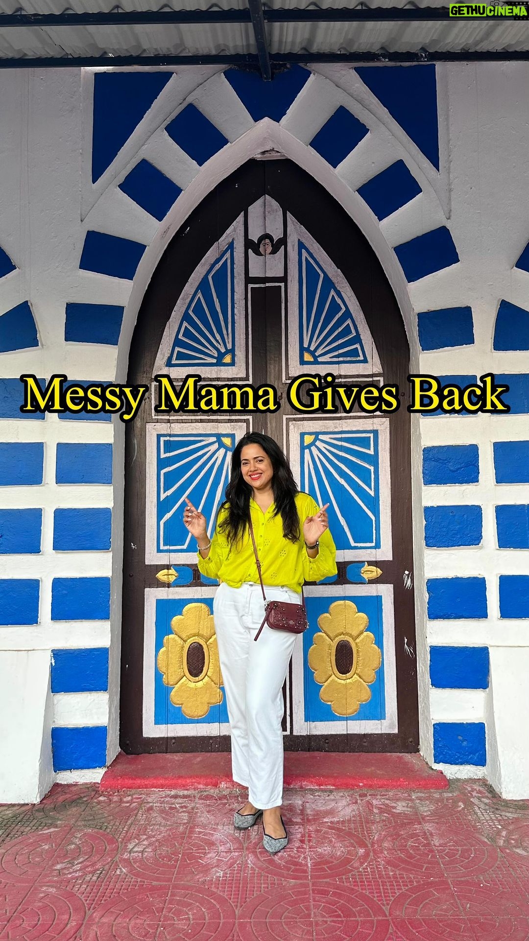 Sameera Reddy Instagram - Social Media for good❤️ #messymamagivesback @diydayalishka Support Women Businesses 👇🏼 @ohscrapmadras Priyanjoli & Dominique collect fabric scraps from individuals, tailoring units, garments exporters & redesign them into new products🦋 @craft_abode Mannat designs & stitches laptop/book/kindle sleeves, patches to put on bags/jackets, embroidered bookmarks & keychains🦋 @manu.ahandfullofart Manu loves making scrapbooks/albums/ baby & the love-themed albums🦋 @macratastic Nidhi is into HR by profession & macrame artist by passion🦋 @heykiddoo_babyclothing Nithya & Sandhiya, mums to little babies, have started their own brand of organic, safe baby clothes🦋 @polkadotskidsfurn Chitra, a mum of two and owner of a modular kitchen business realised the need for cute customised kids furniture🦋 @krimson_homedecor Deepika,Gayatri & Nandhini’s brand creates beautiful elegant handcrafted linens made by artisans across the country🦋 @nadias_sweetooth.studio Nadia is a cake artist & chocolatier based in Goa🦋 @honeyberrybyfiza Fiza curates cute little hair bows & other hair accessories for both kids & grown ups🦋 @everybodycanyoga Malavika focuses on sharing her love for yoga irrespective of any shape or size, helping them combat hormonal health conditions like PCOS or thyroid🦋 @the_little_brains Sandhya provides free printable worksheets for kids covering preschool & kindergarten topics🦋 @sketchbook.portraits Yazhini makes charcoal pencil & digital portraits🦋 @thefossilstudio Nikitha is a resin artist creating art pieces for home decor like table racks, bed backs etc🦋 @handcrafted_by_varshaponanna Varsha specialises in an art form called tatting making beautiful products using it🦋 @seesowkids Komal, Itisha & Bhumika came up with a mindful interactive clothing & lifestyle brand for kids inculcating self love, gratitude🦋 @sugarlandbykanika Kanika is a fine artist turned cake artist who wants to create memorable inspiring works of art through baking🦋 @shopatlittlehippo Akshya started her premium clothes at affordable prices for kids uptown 8 years🦋 @oldharbortea Vaishali started her tea company as an ode to her grandfather who originally had his own tea business🦋