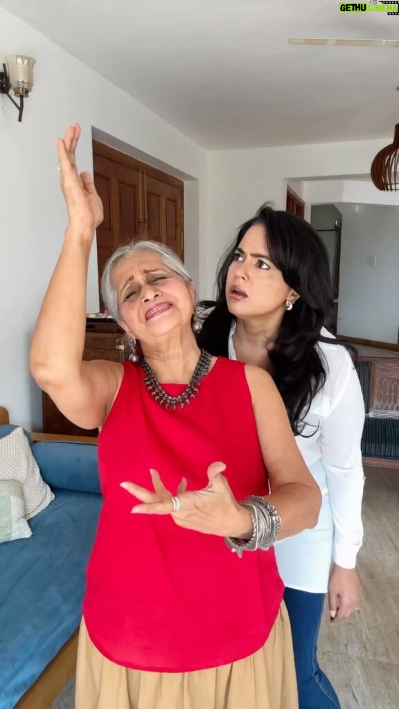 Sameera Reddy Instagram - #Ad Here’s how you can turn all your retirement goals into reality! 🙌 1) Start early. 2) Find the right avenues for investing and growing your hard-earned money. 3) Stay invested until maturity. @manjrivarde and I invite you to check out the Kotak Life’s Golden Years Maximiser. This plan option helps you get a regular income so that you can retire confidently. 🤩 ⛱ To know more, check out kotaklife.com #retirementplanning #financialplanning #kotaklife #lifeinsurance