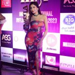 Sana Sultan Instagram - Yay! Another Award 🏆with another beautiful tiltle (Fashionista of the year)✨👑 Be it small or big win, i dedicate all of it to all my lovelies! It’s not mine, It’s our Win😅❤️ Thank u God, Thank u Universe✨ 📸 : @lsd.photography.official . . . #sanasultaan #33 #ss