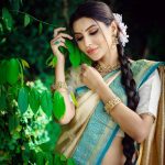 Sana Sultan Instagram - How about Sana Sultan in a Project carrying South Indian looks? 🥰✨💕 . . . Dolled up by my Amazing friend & very fabulous Makeup Artist @kashishjain613 ❤️ babe shot by - @udfilmsandphoto jewel - @amrutjewels outfit - @amrutsurat