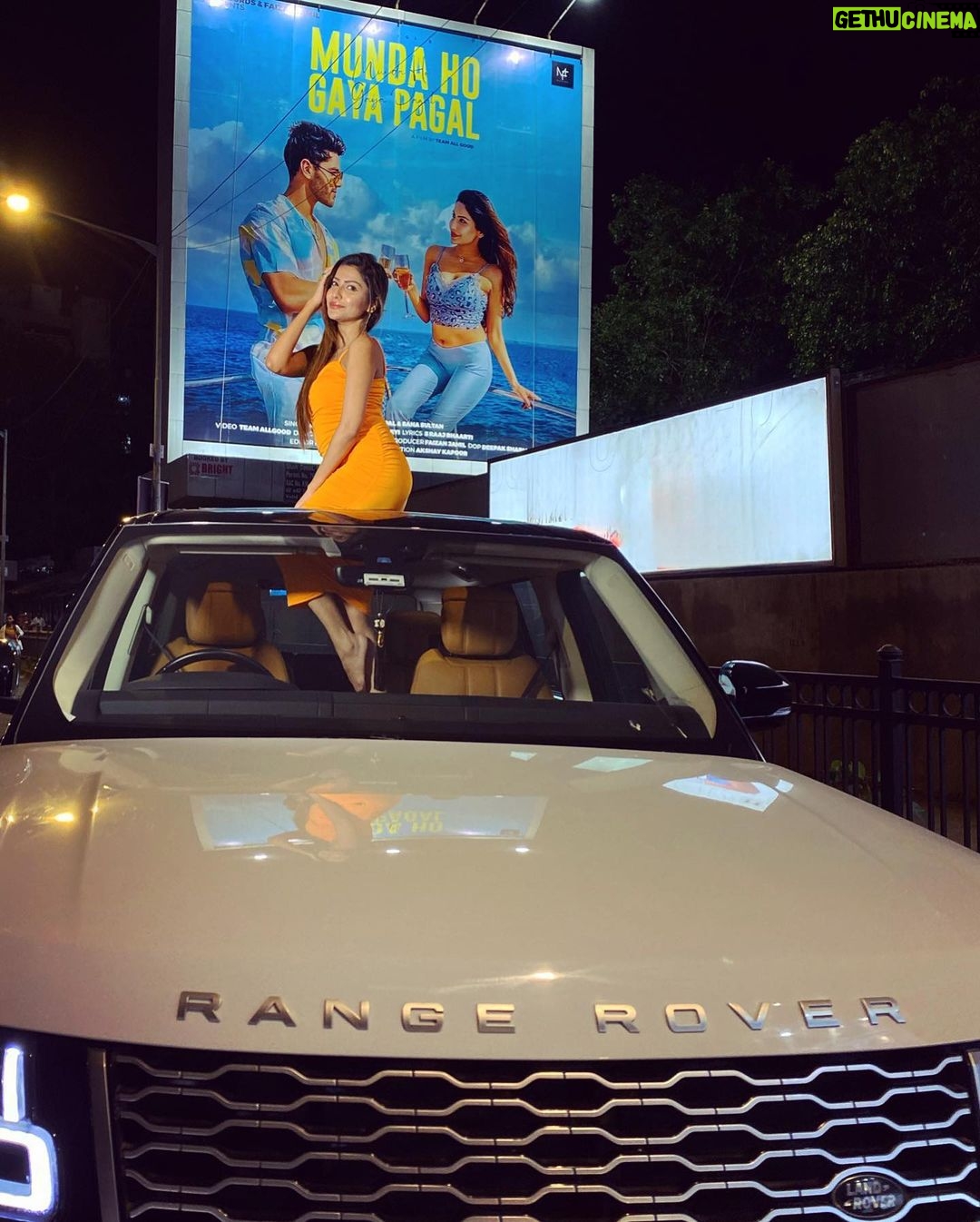 Sana Sultan - 304.6K Likes - If you can dream it, then you can do it🥰💪🏻✨
Allhumdulillah this is no less than a dream😅Billboards & Hoardings of my recent Music video across busy streets of Mumbai🥹❤️
Allhumdulillah…One Goal at a time!Can’t thank God & Universe Enough for always blessing me with all that i ask for… sometimes i get way more than i ask for🥹❤️
you can indeed achieve anything & everything if you set ur heart & mind on something..All it takes is self-belief, lots of Hardwork, Dua’s of ur parents & Faith in the God…
Thank u guys for all ur support & for being Part of my beautiful journey🙏🏻❤️
Sana Sultaan on the way to Conquer the World… Let’s do it together… Can & Will! 👑
.
.
.
.
.
P.s : Congrats to the Entire team of the Song… We are killing it🥰🔥
@sanakhan00 @simbanagpal @mfrecords1 @devnegilive @faizz_877 @directorshekharsalaria @akshaykapoor301 @team_allgood @mehvishqadir_19
@jigarkhan_87
Big thnx to @hayat_n786 for all the support when needed… 🥰✨