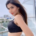Sana Sultan Instagram - This Song has beautiful soothing Vibes ❤️✨ loviee it🥰