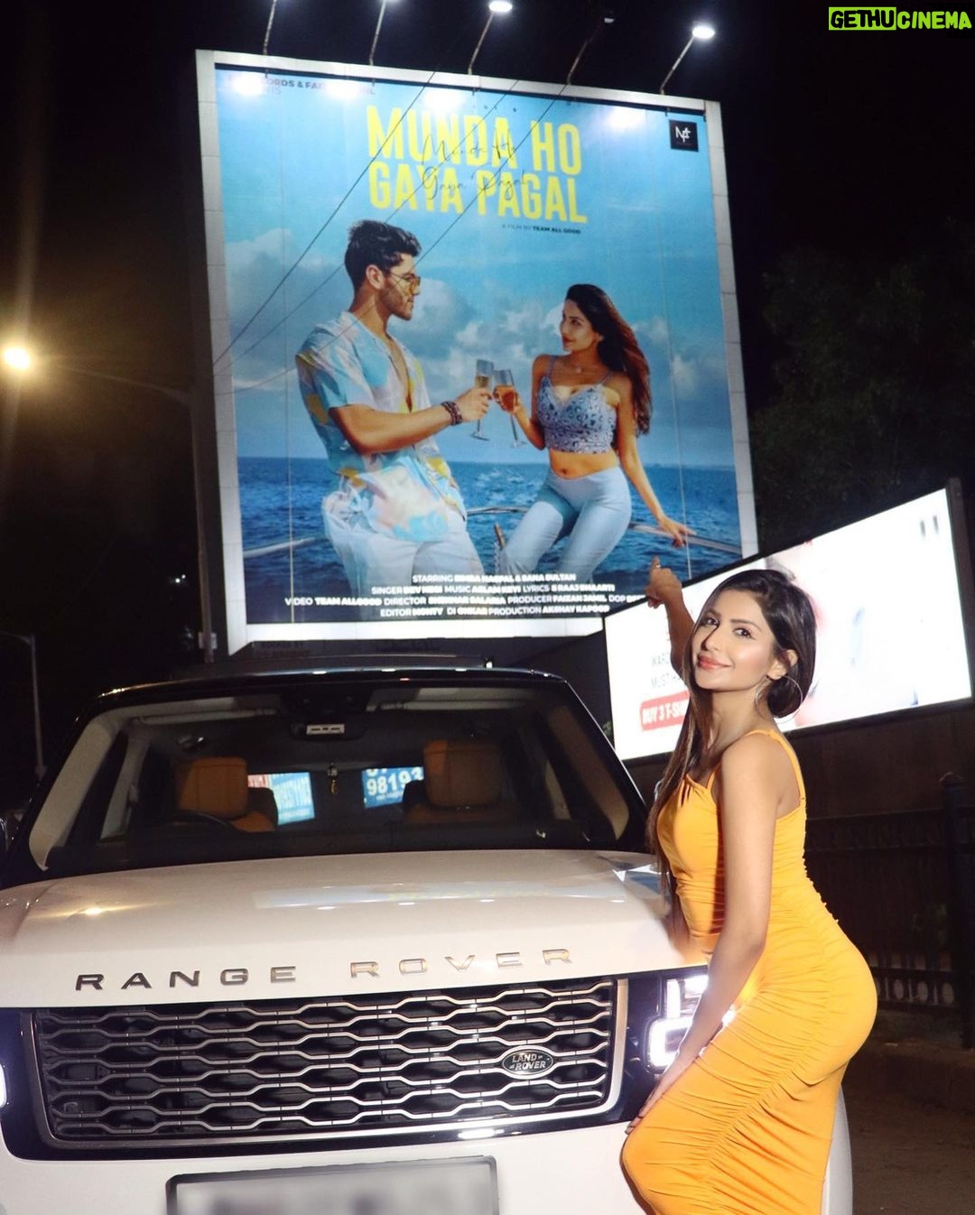 Sana Sultan - 304.6K Likes - If you can dream it, then you can do it🥰💪🏻✨
Allhumdulillah this is no less than a dream😅Billboards & Hoardings of my recent Music video across busy streets of Mumbai🥹❤️
Allhumdulillah…One Goal at a time!Can’t thank God & Universe Enough for always blessing me with all that i ask for… sometimes i get way more than i ask for🥹❤️
you can indeed achieve anything & everything if you set ur heart & mind on something..All it takes is self-belief, lots of Hardwork, Dua’s of ur parents & Faith in the God…
Thank u guys for all ur support & for being Part of my beautiful journey🙏🏻❤️
Sana Sultaan on the way to Conquer the World… Let’s do it together… Can & Will! 👑
.
.
.
.
.
P.s : Congrats to the Entire team of the Song… We are killing it🥰🔥
@sanakhan00 @simbanagpal @mfrecords1 @devnegilive @faizz_877 @directorshekharsalaria @akshaykapoor301 @team_allgood @mehvishqadir_19
@jigarkhan_87
Big thnx to @hayat_n786 for all the support when needed… 🥰✨