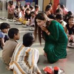 Sana Sultan Instagram - Best feeling in the world when God gives you ability to make people Smile… specially children.. Mere nazar mein sabse khas nemat khuda ne mujhe jo di hai vo ye hai k chote bacche mujhse bohot mohobbat karte hai.. Allhumdulillah❤️ Be the reason for smile of beautiful souls near you, trust me it vl keep you happiest & at peace🤍✨👼🏻