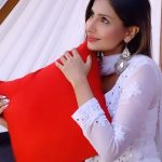 Sana Sultan Instagram - Kaaassh🥰🤍✨