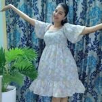 Sanam Shetty Instagram - Gummornin peeps 💗 Look of the day- Day1 BigBoss #Vimarsanam . . In association with @littletalksmedia Wardrobe @coolclub_chennai #prettypastels #biggboss7tamil #BBTamilSeason7 #live #review #littletalks #youtube