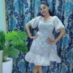 Sanam Shetty Instagram - Gummornin peeps 💗 Look of the day- Day1 BigBoss #Vimarsanam . . In association with @littletalksmedia Wardrobe @coolclub_chennai #prettypastels #biggboss7tamil #BBTamilSeason7 #live #review #littletalks #youtube