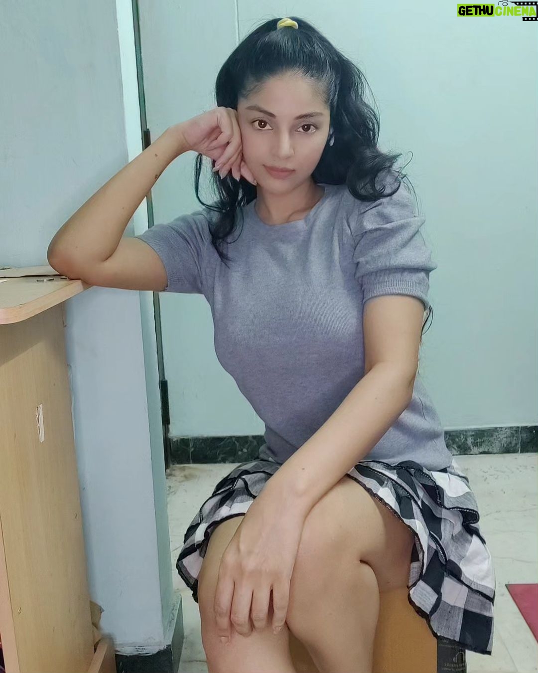 Sanam Shetty Instagram - We're all grey in a grey world! . . Outfit @coolclub_chennai #trendythursday #miniskirt #wollentops👚 #bnw