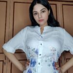 Sanam Shetty Instagram - Good can never be bad..bad can get good 🤍 . . Top @coolclub_chennai #organza #top #sundayfunday