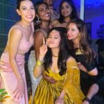 Sanaya Pithawalla Instagram - Ghar waali Diwali 🫶🏻 Celebrated with my favourite people last night Thanks for being amazing amazing hosts @junn__14 @jee_con ♥️ @gurpreetbedi_22 @kapilarya 🫶🏻 Love you guys!!