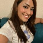 Sanjana Singh Instagram - “Embrace the weekend with a smile, for it’s a blank canvas of endless possibilities. Make today unforgettable!” ❤️ Mumbai, Maharashtra