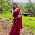 Sanjana Singh Instagram - At shooting movie name : Nalladhu sei Director name : kalimuthu Sir Producer : Sri karupar films Hero name: R Rahul Raj @rahulregi20 Location: Megamalai tiger reserve forest