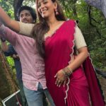 Sanjana Singh Instagram - At shooting movie name : Nalladhu sei Director name : kalimuthu Sir Producer : Sri karupar films Hero name: R Rahul Raj @rahulregi20 Location: Megamalai tiger reserve forest