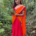 Sanjana Singh Instagram - At shooting movie name : Nalladhu sei Director name : kalimuthu Sir Producer : Sri karupar films Hero name: R Rahul Raj @rahulregi20 Location: Megamalai tiger reserve forest costume Designer : @sidneysladen ❤️