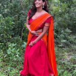 Sanjana Singh Instagram - At shooting movie name : Nalladhu sei Director name : kalimuthu Sir Producer : Sri karupar films Hero name: R Rahul Raj @rahulregi20 Location: Megamalai tiger reserve forest costume Designer : @sidneysladen ❤️