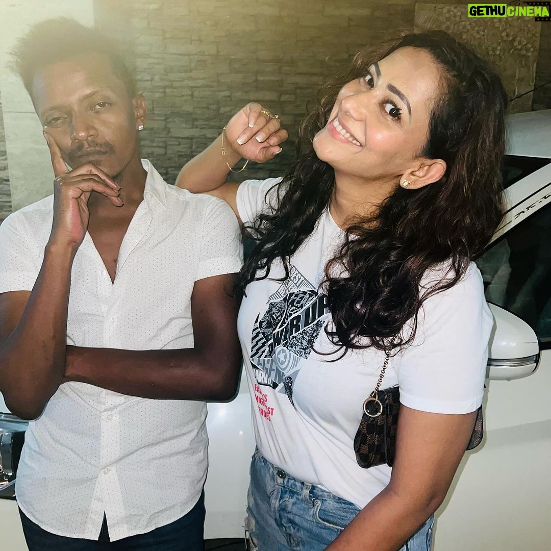 Sanjana Singh Instagram - Wishing a phenomenal birthday to my extraordinary best friend! Your amazing heart and wonderful nature shine inside and out. May this year be your best birthday yet, and may all your dreams come true! @sidneysladen β€οΈπβ€οΈππ I missed u βΊοΈ