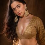 Sanjeeda Sheikh Instagram - Outfit @labelnityabajaj #ajrakhbynityabajaj 📷 @deepak_das_photography Makeup @makeupbytanvishah Jewel @the_jewel_gallery Stylist - @priyanshi2102