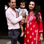 Sanjjanaa Instagram - As I complete my shoot in #cochin for @kundara_andiyappees , & I head back to my family to celebrate a Diwali only with Diya’s (lamps) without a single fire cracker …. I really thank my parents to have managed there grand son my baby so well in my absence while I was away for shoot …. Thanx to my team to have made me look so good during the shoot . Beautiful chikan karo dress by @ruslaansiddiqui @kundara_andiyappees 🎬 @anjana_anjanadeshpande 💄 @princealarik follow my baby @makeupbymeghamalhotra 👱‍♀️ Karnataka, Bangalore