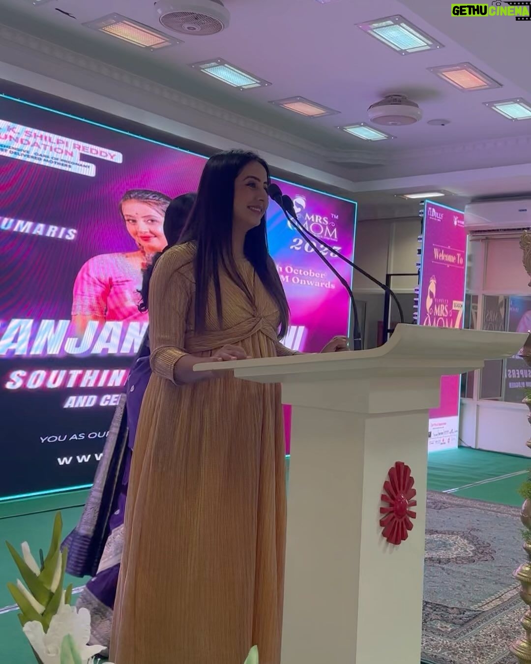 Sanjjanaa Instagram - It was a blissful transforming experience to be visiting #bramhakumaris , for the launch of @mrsmom season 7 with @dr.k.shilpireddy , At first, I thought I have just gone for the launch of Mrs mom but later on as I learnt more about the Brahma Kumari’s community. I am so wowed with how they are emphasising and creating at most importance for the betterment of the mental health of people … If you are mentally healthy, you are the most wealthy being a young person in today’s times . Also, what I understand is , its extremely important to be talking openly and to be seeking help. If you are in pain or in any incompatible position in life, “ Come what may “ whatever it is , may it be your career, your personal life or any thing that’s not going right for you . It’s great to have friends who are genuine whom you can speak your issues out to and seek spiritual and mental help & guidance . one such friend I made here is Prassanaa didi , a mentor and a soul friend . Outfit @momzjoy Location @brahmakumarisindia (Jakkur banglore city ) @dr.k.shilpireddy Karnataka, Bangalore