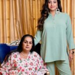 Sanjjanaa Instagram - Sometimes to continue our Social Media journey and make it more interesting , I feel the need of shooting with a companion … who better than my own boss, my own mom … 😍 we both look so fabulous in this lovely outfit from @momzjoy … it was fabulous to see my girls to come together @anjana_anjanadeshpande did our make up & @makeupbymeghamalhotra did my hair …. Let’s chat now in comment that how are you liking the look ? Follow my mom on instagram & welcome her with some love 💓💓 big shout oh and cheers to all moms there who have been coping up with there overwhelming hectic schedules to be managing their children and their careers … love to all life is too short, cherish every moment and live well while it lasts … ❤️ 21st Amendment Gastrobar Indiranagar