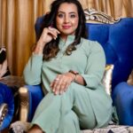 Sanjjanaa Instagram - Sometimes to continue our Social Media journey and make it more interesting , I feel the need of shooting with a companion … who better than my own boss, my own mom … 😍 we both look so fabulous in this lovely outfit from @momzjoy … it was fabulous to see my girls to come together @anjana_anjanadeshpande did our make up & @makeupbymeghamalhotra did my hair …. Let’s chat now in comment that how are you liking the look ? Follow my mom on instagram & welcome her with some love 💓💓 big shout oh and cheers to all moms there who have been coping up with there overwhelming hectic schedules to be managing their children and their careers … love to all life is too short, cherish every moment and live well while it lasts … ❤️ 21st Amendment Gastrobar Indiranagar