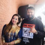 Sanjjanaa Instagram - It was a night full of fun .. and I happened to bump into a couple of my film industry Friends coincidently … the very talented & energetic boys @all_ok_official & @niranjan_deshpande … & my friend @sri.devi_roy ❤️ At the launch of a restaurant in the city … I really enjoyed using my complete make up products by @official_dermacol_india , check out how flawless and HD their base is … my super classy dress was customised by Gayathri @riddhi_99design … Photographed by @mahesh_maahi8 Karnataka, Bangalore