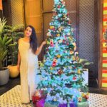 Sanjjanaa Instagram - 📸 @adityaphotography_ap Over the years, I have witnessed a remarkable journey, starting with my Guru & dear friend Mr. Pradeep of Sankey Events when I was just 14 years old. From walking the ramp for him to now having the privilege of working with Superstars across the South Indian film industry, my career has spanned an impressive 55 films and many many television shows both regional & National . Even after embracing motherhood, I am proud to say that I am still actively involved in the world of cinema & i am working on 2 films today titled Manishankar & @kundara_andiyappees with @sreenathbhasi .. celebrating my status as the most famous celebrity mom blogger from South India ❤️ I would like to thank @pradeep_sankey_events of Sankey events to have felicitated me with the honorary title of a #southindiaqueen as a film star … Furthermore, it was an unforgettable evening, during which I had the honor of falicitating a prestigious beauty pageant to extend my heartfelt congratulations to all the deserving winners of best South Indian models 2023 . I sincerely express my gratitude to you, dear reader, for your commitment in reading until the conclusion. Allow me to extend my heartfelt appreciation to you. Furthermore, I would like to bring to your attention that the last four photographs featured in the album have been expertly captured at the esteemed location of @sstella_blr , with my cosmetic partners being @official_dermacol_india , hair & make up by partners @head__and__face . it was lovely to bump into old friends @sameerkhan84 & @satishcadaboms ❤️ My costume was customised specially for this evening by miss . Rashmi from @iyra_designstudio .