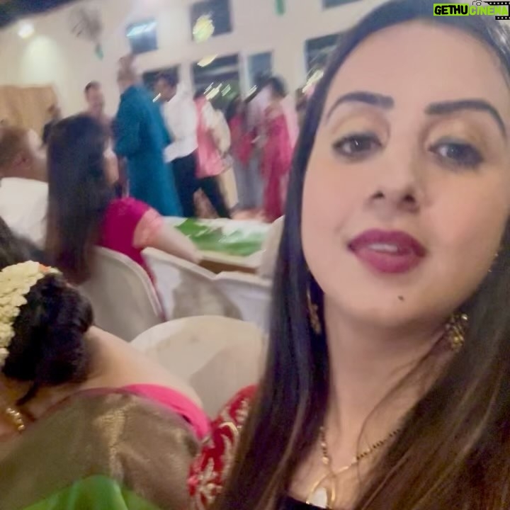 Sanjjanaa Instagram - With the arrival of the festival season and the air filled with love, my heart brimmed with anticipation for the enchanting union of my beloved friend #poojagandhi @iampoojagandhi__publicfigure with her soulmate Vijay Ghorpode. As the sweet melody of wedding bells resonates, it paints a beautiful picture of love, harmonizing the merging of two destined souls into one. I am so happy for you pooja that you have settled down with the best person you could . I felt an overwhelming sense of joy as I encountered numerous dear friends from the kannada Film Industry during this event. And what made this experience even more magical was the presence of my beloved brother, @chakravathichandrachud, by my side. There were times when I told my mom, why don’t I have a brother of my own , but after meeting @chakravarthychandrachud anna, I never felt that way I never felt I don’t have a brother anymore , I must take this occasion to thank my brother Chakravathy to be by my side. He stood by me rocksolid strong when I had no one , when I was accused by certain people of things I have never done . He educated me & strengthened me and my family to fight legal battles against ruthless people who victimised us just for their own fame , and therefore I have thoroughly thought them a lesson . Today I can proudly say that in my brother I see my Krishnaa , my mentor and I am his Arjuna his student . Thanx for being there for me bro .👊❤️ The stunning salwar I wore was an exquisite creation from the renowned @iyradesignstudio, featuring a breathtaking combination of vibrant red and captivating black. Bangalore, India