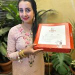Sanjjanaa Instagram - Oh, how I long to express my affection for local delights! Why would we ever consider those countless international pizza brands when we have our very own @ciros_pizzeria, lovingly established by the esteemed Mr. Nikhil Nath and Mr. Paul? Allow me to seize this moment to shower praise upon their delectable, irresistible array of cheesy, mouthwatering pizzas that melt in one's mouth 🍕, as well as their divine paninis and tantalizing chicken starters that we savored on my beloved husband's birthday. I would wholeheartedly recommend this exquisite restaurant nestled in the bustling heart of Indiranagar. It is a perfect choice for all your special occasions, as it exudes an enchanting blend of professionalism, warm hospitality, and, most importantly, delectable cuisine that will surely captivate your senses. Karnataka, Bangalore