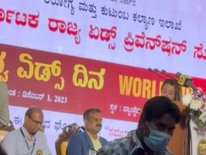 Sanjjanaa Instagram - It’s wonderful to be sharing a few vibrant moments meeting our  Honourable Chief minister @siddramayya sir , & our health minister  @dineshgrao sir from a event that I attended this morning at the very prestigious venue in the #Vidhanasoudha banquet hall . 

I am indeed honoured to be the guest of honour on “ World HIV day “ in karnataka , Along side my co - star @premnenapirali , spreading the word and doing every bit so that HIV is prevented in the upcoming generations with the help of awareness & knowledge . 

I would also like to take this moment to thank Shree Siddharamaya sir & his Goverment to have fulfilled all his promises and to have made the life of every person below the poverty line , as well as the life of the women in karnataka so convenient by providing us various facilities , & to have empowered each one of us in this large state . Our prayers are with you for a long life & best health . 

Congratulating @dineshgrao sir on achieving so much in such a small span of time , in providing and extending all the health facilities & expensive treatments to the rural areas of Karnataka state . Sky is the limit for your achievements sir . 

Also thanking my husband Doctor Azeez pasha (vascular & Endovascular surgeon Manipal hospital , Old airport road Bengaluru ) , to have always been at the service of Mankind , and also thanking all the doctors to have been the real warriors ,perhaps a system of support to every Human with illnesses . 

Thanx to doctor Ansar Ahmed ji , for this wonderful opportunity. 

Also on this world HIV Day I would like to request every reader who is reading my post to educate teenagers to senior citizens to everyone about how does HIV happen and how it can be prevented because I strongly believe “ prevention is better than cure “ -  Nimma yellaraaa abhaari (your faithful ) - Sanjjanaa Galrani .