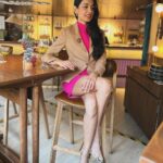 Sarah Jane Dias Instagram - Christmas looks. . #whatiworeforchristmas #whatiwore #christmas #christmaslook #christmasfashion