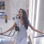 Sarah Jane Dias Instagram - Sarah Jane Dias explores the festivities at the Jio World Plaza! Amidst the twinkling lights, towering Christmas tree, and the charming chalets filled with holiday treasures, she discovers the delightful gingerbread Santa haven. #JioWorldPlaza #ShineWithStyle #MumbaiAtThePlaza #PlazaCelebrates