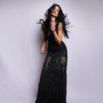 Sarah Jane Dias Instagram - o la la la. . gown - @rohitgandhirahulkhanna hair and makeup - @sarahjanedias photography - @shrutisbagwe accessories - @curiocottagejewelry . #fashion #fashionphotography #gown #rohitgandhirahulkhanna #indiandesigners #fashionshoot
