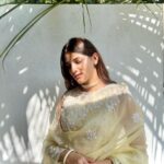 Sayli Patil Instagram - Lemon hues adorned in pearls. 🍋✨