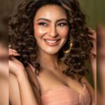 Seerat Kapoor Instagram - Like a coral in the ocean 🪸 This team is a winner 💞 Write Outfit: @surabhi.gandhi Earrings: @rubans.in Footwear: @septembershoes Makeup: @khateejakhanofficial Hair: @bhanu_makeup_hairstylist Styled by @officialanahita Style team: @pranathivarma.k Pic: @_anupphotography