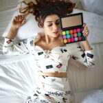 Sehrish Ali Instagram - Thank u @europegirlcosmetics for making makeup so interesting ❤️❤️ Hair by @therahulsain Makeup @johar_khan786 Makeup partner @europegirlcosmetics Location @thefernlonavala Styled by @arjunkumar_offical #eyeshadowlooks #makeuplooks #makeup #beautybloggers #anastasiabeverlyhills #morphebrushes #beautytips #muasfeaturing #100daysofmakeup #colourpopme #sehrishali