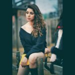Sehrish Ali Instagram - You will find yourself in all the Places your afraid to look‼️- @cwpoet Morning my People💋💋 #fitness #gym #workout #fitnessmotivation #motivation #fit #bodybuilding #love #training #health #lifestyle #instagood #fitfam #healthylifestyle #sport #instagram #healthy #like #follow #gymlife #life #bhfyp #crossfit #personaltrainer #happy #goals #fashion #exercise #muscle #bhfyp