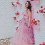 Sehrish Ali Instagram - Who else loves pink???💕💕 #fitnessvideo #fitness #fitnessmotivation #workout #gym #fitnessvideos #homeworkout #fitnessjourney #bodybuilding #fit #fitnessgoals #motivation #workoutvideo #fitnessmodel #fitfam #fitnessgirl #fitnessaddict #personaltrainer #fitnesslifestyle #workoutvideos #training #workoutmotivation #gymlife #gymtips #exercise #gymmotivation #fitnessworkout #fitnesstips #abs #bhfyp