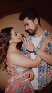 Sehrish Ali Instagram - A secret Love affair with KOHEVA : From breakouts to breakthroughs! 😇💘 KOHEVA, The ultimate skin savior for my skin!💎 #Koheva #kohevaluxury #SkincareJourney #luxuryskincare #BetterTogether #privateaffair Mua- @sunny_makeup_artist Studio- @paxtonequips Dop- @frames_by_harshit Costume- @monkandmei (Indian) @high_priestess_1111 (floral) Mumbai, Maharashtra